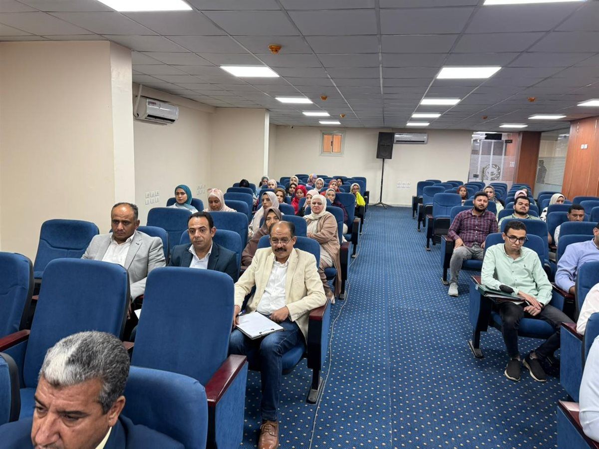 غرفة سوهاج التجارية تنظم ندوة موسعة للتعريف بالتيسيرات الضريبية الجديدة