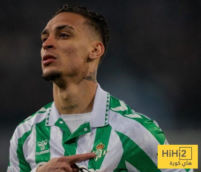 أنتوني يرفض حسم الجدل بشأن مستقبله مع بيتيس