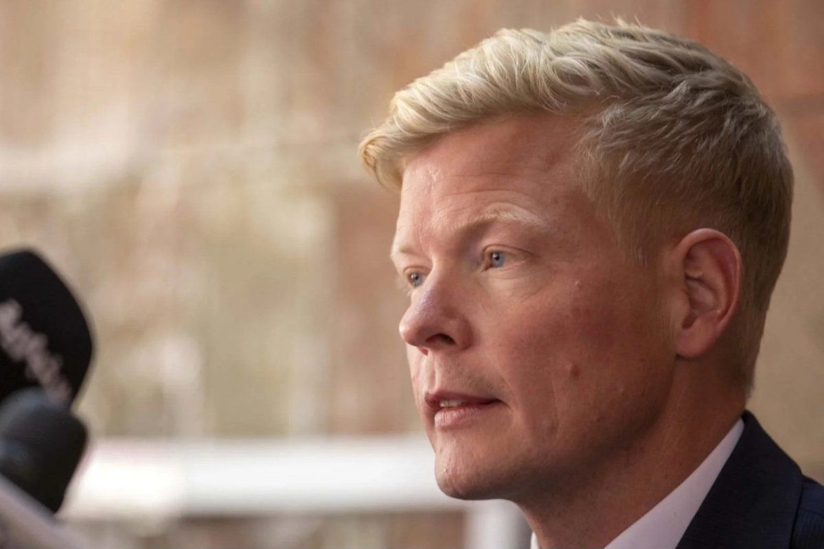 المبعوث الأممي يقلب الموازين.. ماذا ينتظر خارطة الطريق اليمنية؟