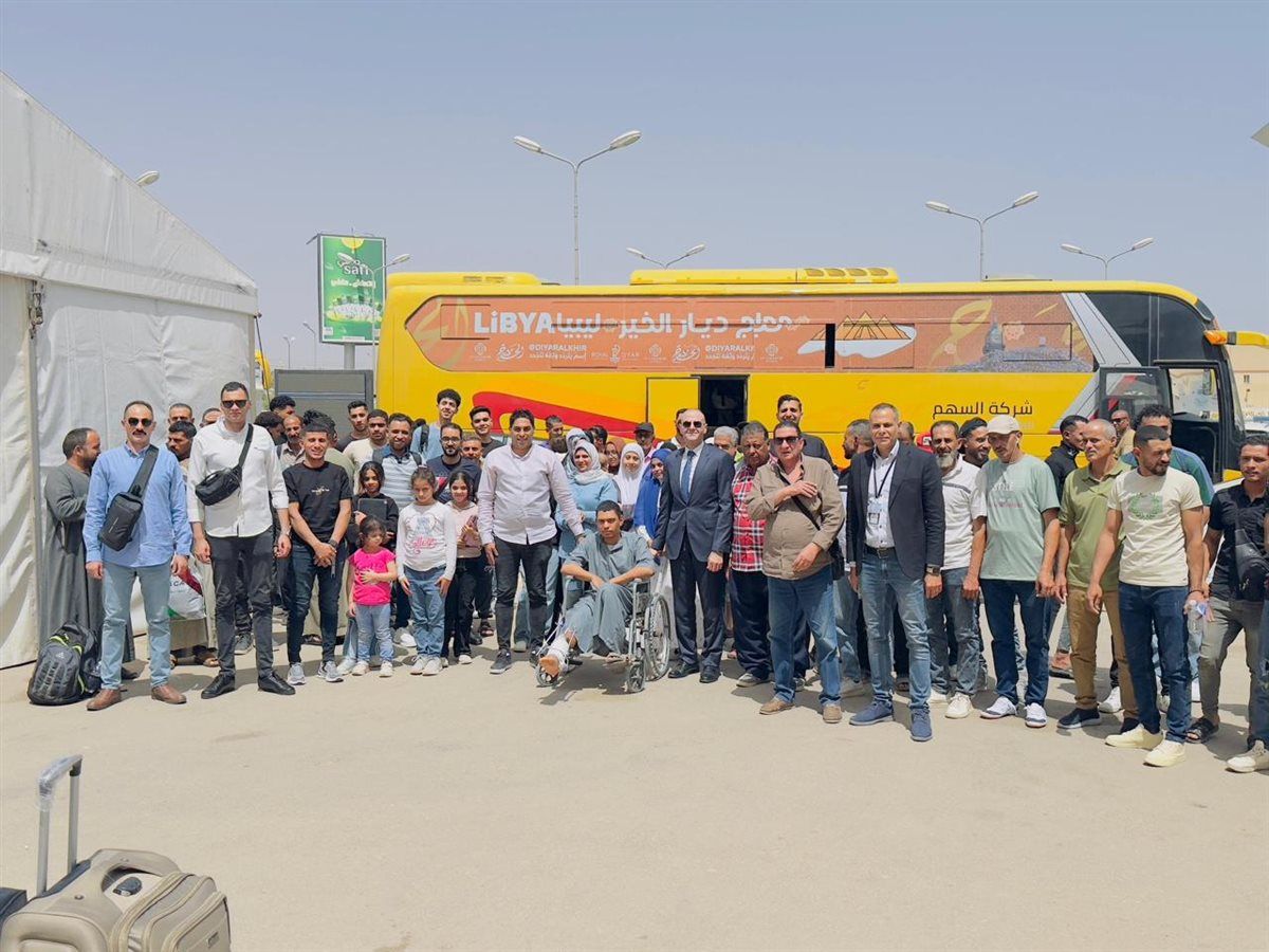 مصر تعيد ۷۱ مواطنا مصريًا من ليبيا