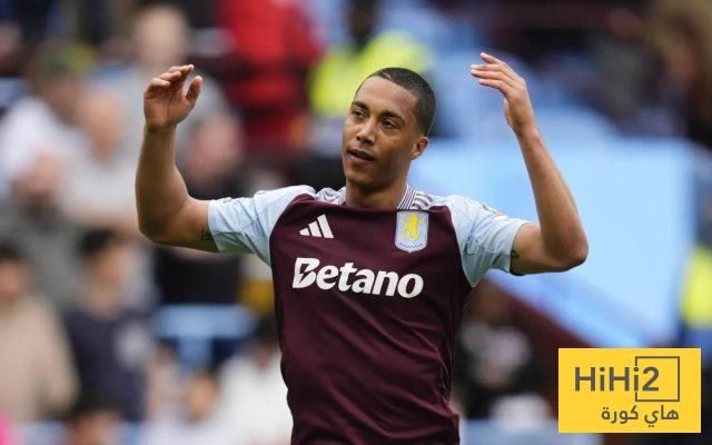 أندية الدوري السعودي تسعى لضم نجم أستون فيلا