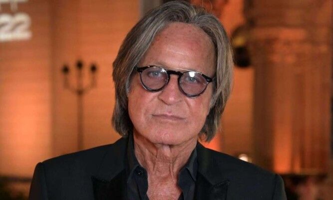 شاهد .. محمد حديد في زيارة الى لبنان وهذا ما قاله عن بيروت