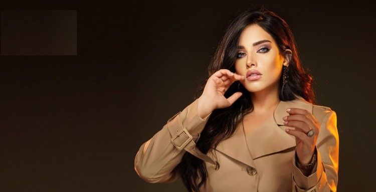 شاهد .. مروة نصر تطلب الدعاء لوالدتها بعد تعرضها لأزمة صحية