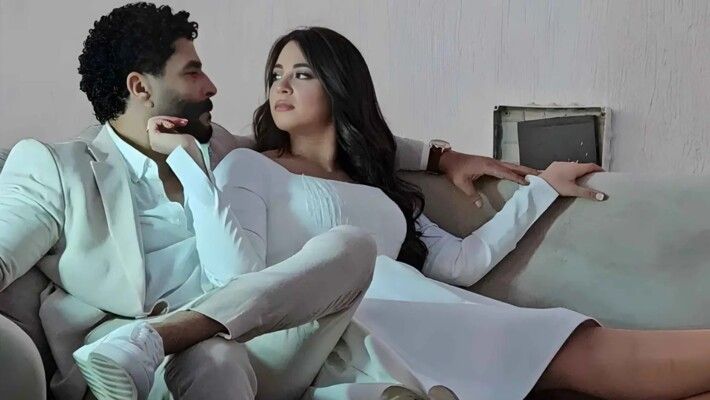 شاهد .. هايدي رفعت ومصطفى منصور يحتفلان بخطوبتهما بأجواء عائلية