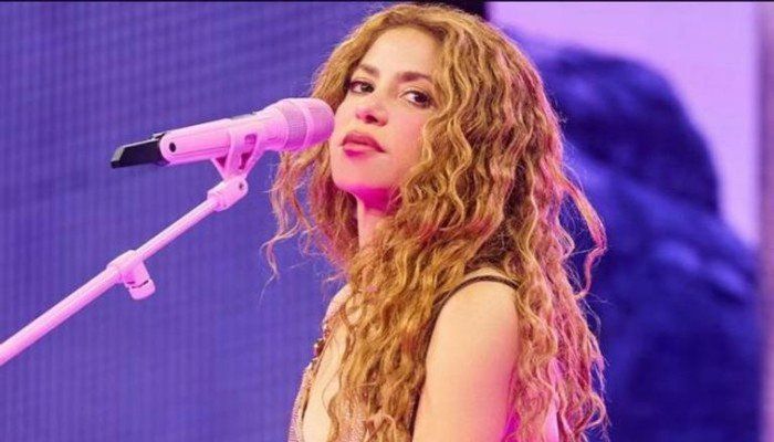 شاكيرا تلغي فجأة حفلها العالمي في واشنطن.. ما القصة؟