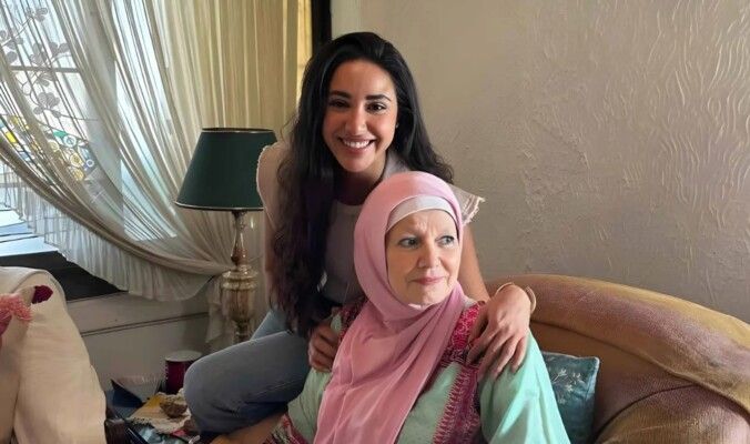 شاهد .. آية سماحة ومشيرة إسماعيل تنهيان خلافهما برعاية أشرف زكي