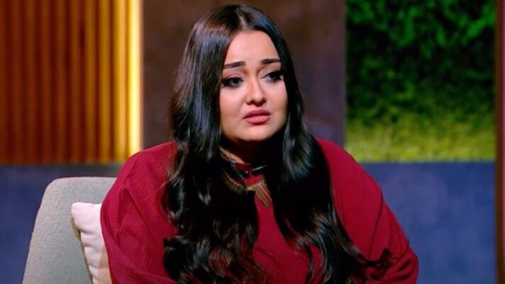 شاهد .. قبل جلسة الحسم بساعات.. هذا ما حدث بين راندا البحيري وطليقها