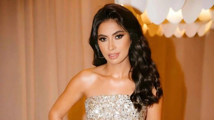 شاهد .. في حفلها الأول في الأردن.. روبي بفستان لامع أبرز تفاصيل قوامها