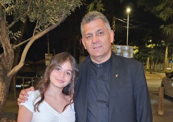 شاهد .. تالين فريحة تفوز بالمركز الأول عن فئة الأطفال في حفل Imagine Lebanon