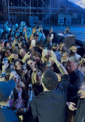 شاهد .. عاصي الحلاني يُشعل ليالي عمّان ويقدّم "الحق علينا" لأول مرة على المسرح