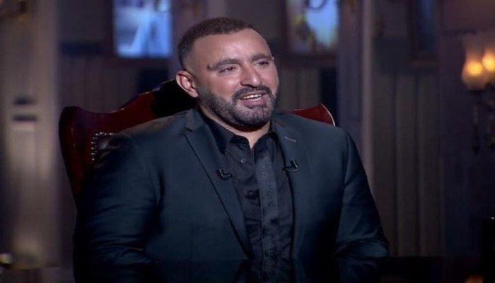 الفنان أحمد السقا يوجّه رسالة مؤثرة لابنته نادية في حفل تخرجها بحضور مها الصغير.. ماذا قال؟