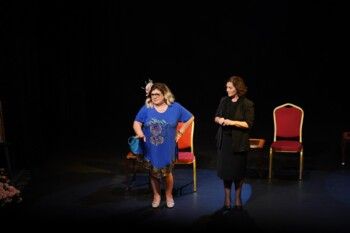 شاهد .. هذه كواليس "ع الأربعين" مع ميراي بانوسيان وجوزيان بولس وشادي الهبر والمسرحية تترشح لـ موركس دور