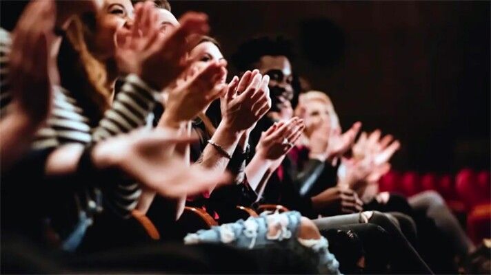 شاهد .. ممثل عالمي حصل على أطول تصفيق في حفل الأوسكار مدته 12 دقيقة