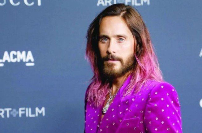 اتهامات صادمة بالتحرش الجنسي تلاحق الممثل الأمريكي جاريد ليتو (تفاصيل)