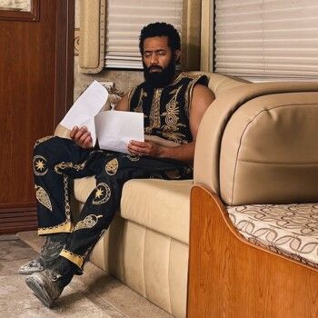 شاهد .. محمد رمضان بلوك مختلف كلياً عن السابق في كواليس "أسد" - بالصور