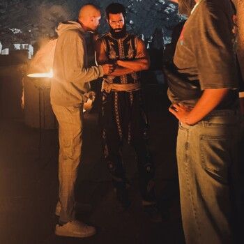 شاهد .. محمد رمضان بلوك مختلف كلياً عن السابق في كواليس "أسد" - بالصور