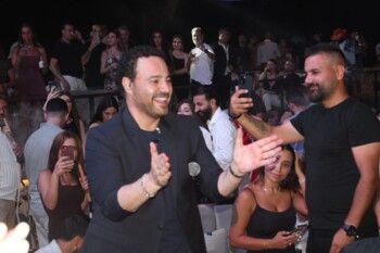 شاهد .. بعد الحفل الإستثنائي في بيروت .. عاصي الحلاني يشوق الجمهور لجديده