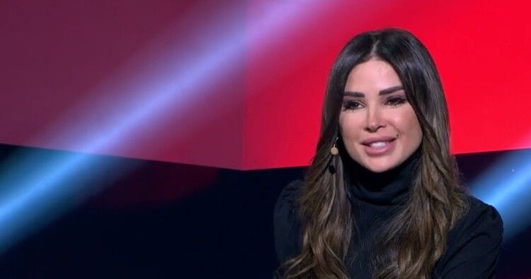 شاهد .. ديانا فاخوري تنشر صورة مميزة لزوجها وإبنهما