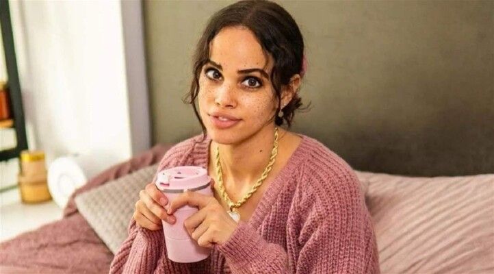 شاهد .. رسالة رومانسية تثير الجدل حول دخول نور عمرو دياب بعلاقة حب جديدة