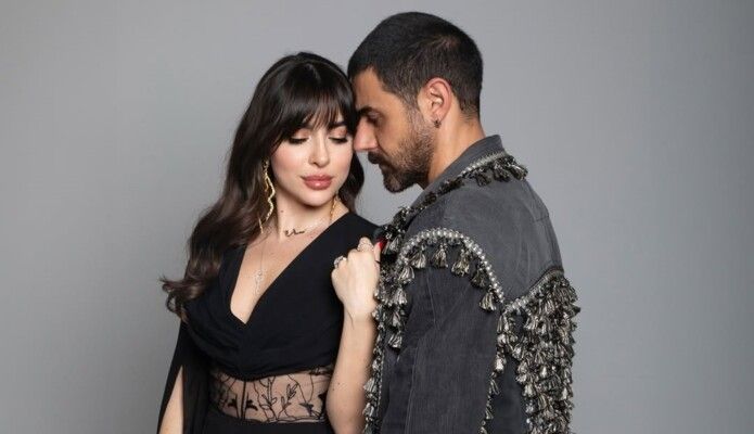 شاهد .. سارة أبي كنعان ووسام فارس يقضيان أوقاتاً رومانسية في شوارع باريس