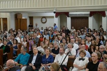 شاهد .. "من وحي النغم": أمسية موسيقية في بيروت بقيادة أندريه الحاج مع الأوركسترا الوطنية اللبنانية