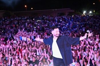 شاهد .. حمادة هلال يُشعل أجواء الصيف في القاهرة بحفل جماهيري ضخم