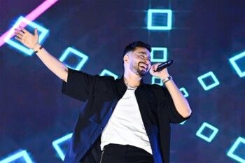 شاهد .. حمادة هلال يُشعل أجواء الصيف في القاهرة بحفل جماهيري ضخم