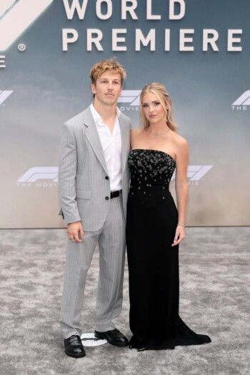 شاهد .. في العرض الأول لفيلم "F1"... السائقون وشريكاتهم ينطلقون بالموضة على المسار السريع