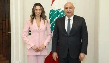 شاهد .. ندى كوسا في القصر الجمهوري... والرئيس جوزاف عون يشيد بتمثيلها الراقٍ للبنان عالميًا