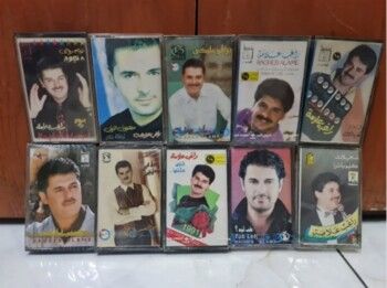 شاهد .. صورة نادرة لـ "كاسيتات" راغب علامة تعيد ذكريات التسعينات