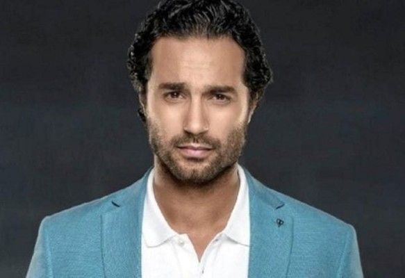 شاهد .. كريم فهمي يجسد هذه الشخصية في "220 يوم"