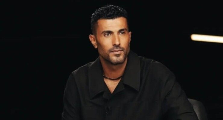 شاهد .. محمد سامي يستعرض سيارته الـ Ferrari في شوارع دبي.. سعرها فاق الخيال