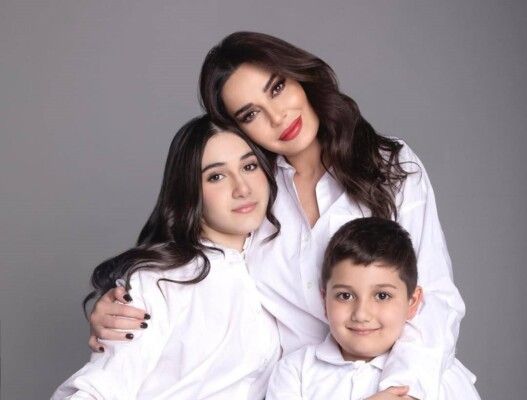 شاهد .. إبنا سيرين عبد النور يحتفلان بعيد الأب.. وما قاله الصبي يلفت الأنظار