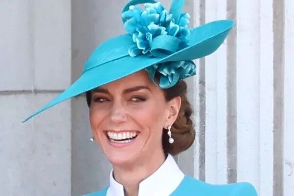 شاهد .. هل عادت عوارض مرض السرطان الى الأميرة كايت؟