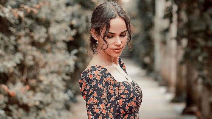 شاهد .. عمرو دياب يتلقى رسالة من إبنته