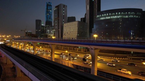 بشرى ساره لسكان الرياض.. محطات قطار جديدة تبدأ العمل اليوم والزحام يختفي!