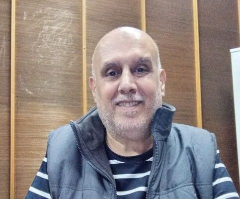 شاهد .. وفاة الزميل ماهر الشوّا بعد معاناة من المرض