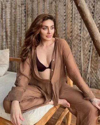 شاهد .. وفاة ممثلة هندية شهيرة لأسباب غامضة