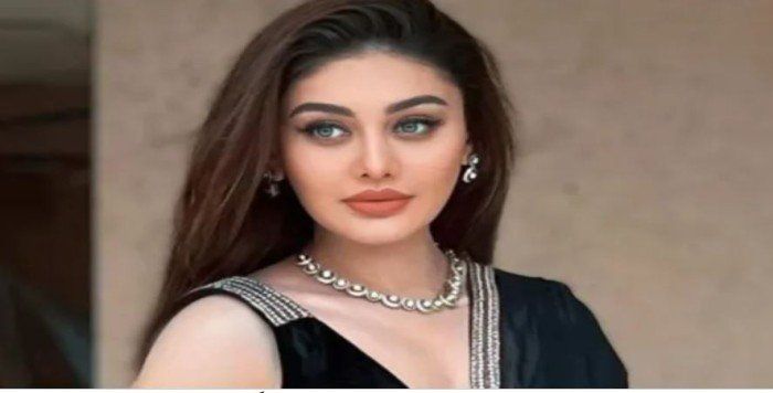 وفاة النجمة الهندية شيفالي جاريوالا عن عمر يناهز 42 عامًا