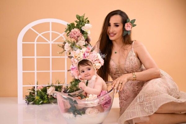 شاهد .. مايانعمة وإبنتها تتعرضان لحادث خطير.. وهذه التفاصيل