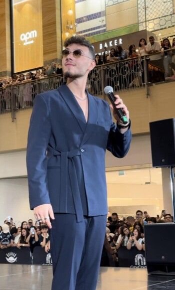 شاهد .. الشامي يفتتح "مفاجآت صيف دبي 2025" بحضور جماهيري كثيف