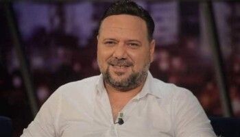 شاهد .. خبر وفاة فنان وهو على قيد الحياة ينتشر.. وهكذا رد عليه