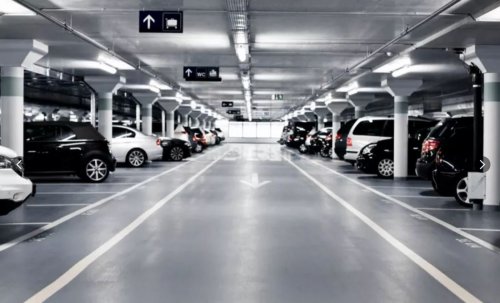 تبدأ اليوم.. تغييرات كبيرة في رسوم مواقف السيارات في الرياض وجدة ومكة تربك السائقين.. التفاصيل كاملة