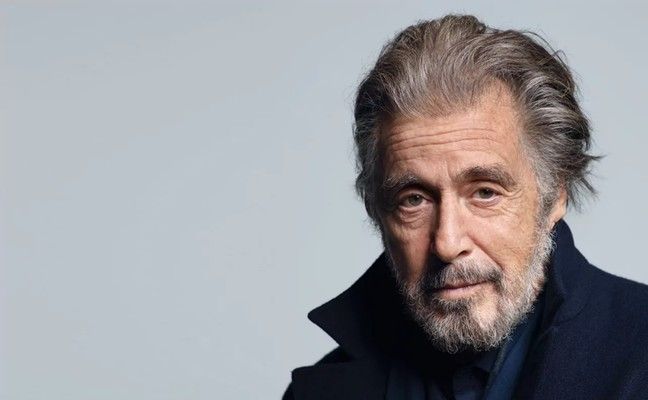 شاهد .. آل باتشينو يحظى بوقت حميم مع صحافية تصغره بأكثر من 60 عاماً - بالصور