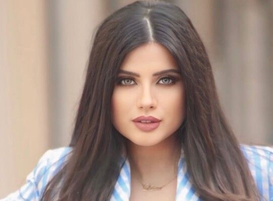 شاهد .. هكذا علقت لارا خوري على استضافة شقيقها عامر زيان في برنامجها