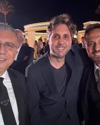 شاهد .. النجوم يحتفلون بزفاف حفيد عادل إمام في فيلا الزعيم الفاخرة - بالصور