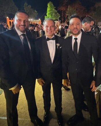 شاهد .. النجوم يحتفلون بزفاف حفيد عادل إمام في فيلا الزعيم الفاخرة - بالصور