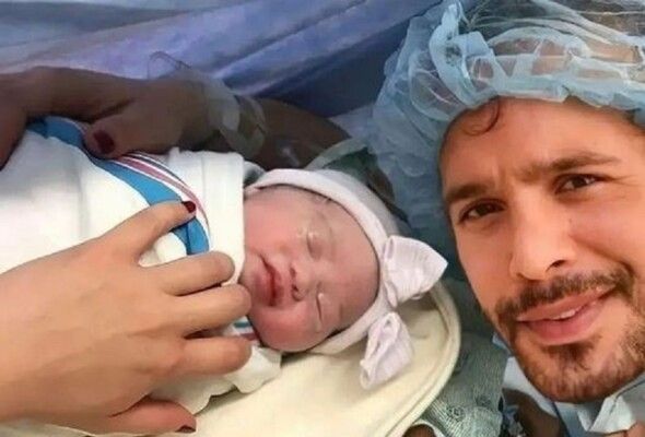 شاهد .. إكتشفوا الجانب المختلفة من باريش أردوتش.. أب حنون للغاية