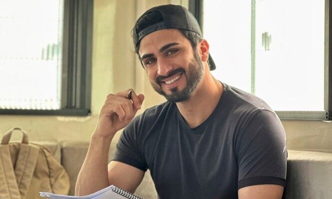 شاهد .. ألكسندر علوم يستعرض عضلاته وقدرته البدنية من داخل الجيم