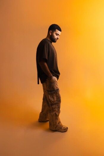 شاهد .. تحالف فني مميز : أوليفر قزي وأنطوني من فرقة أدونيس يوقّعان على " فينا "